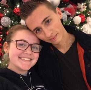 Meet your Posher, Evelyn